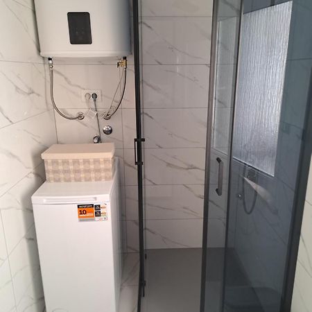 Studio Tommy 2 Ровинь Экстерьер фото