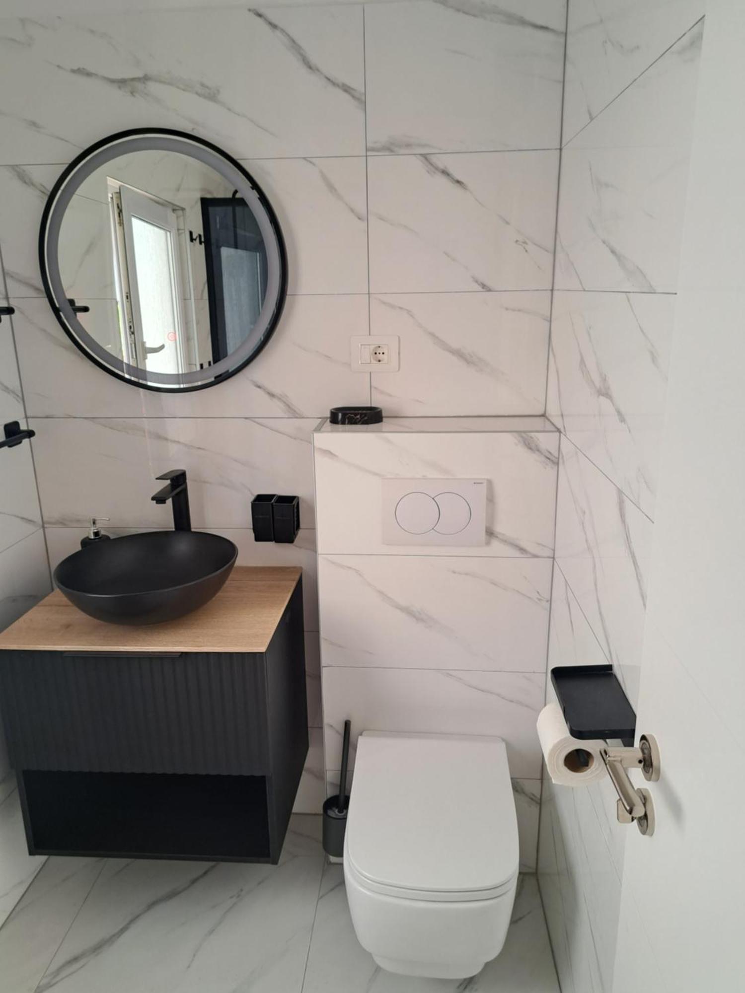 Studio Tommy 2 Ровинь Экстерьер фото